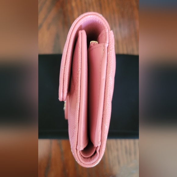 Authentic Chanel Medium Flap Wallet - Picture 5 of 9